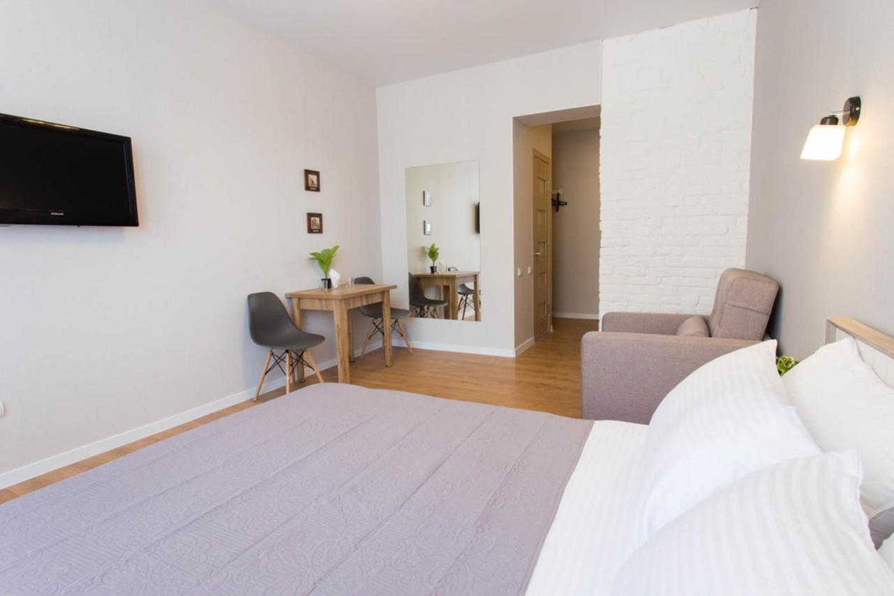 Cozy Apartment Beside Metro Yaroslava Mudroho, Universytet - Chernyshevska Str 95-6 Charkiw Exterior foto